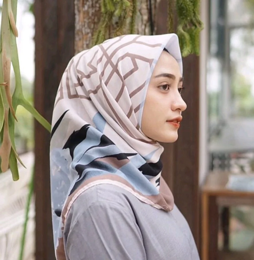 5+ Rekomendasi Jenis Bahan Hijab yang Bagus dan Nyaman Dipakai