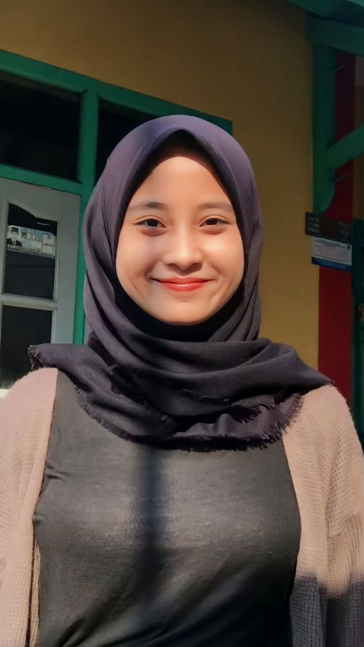 🌹 CUTE 🌹 | Gaya hijab, Bersepeda wanita, Betina