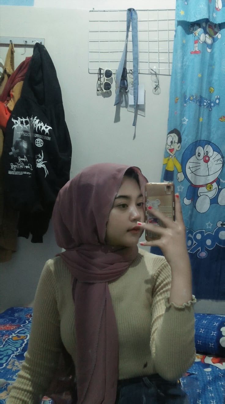 Pin oleh farz di Liliee | Bersepeda wanita, Otot wanita, Baju atasan wanita