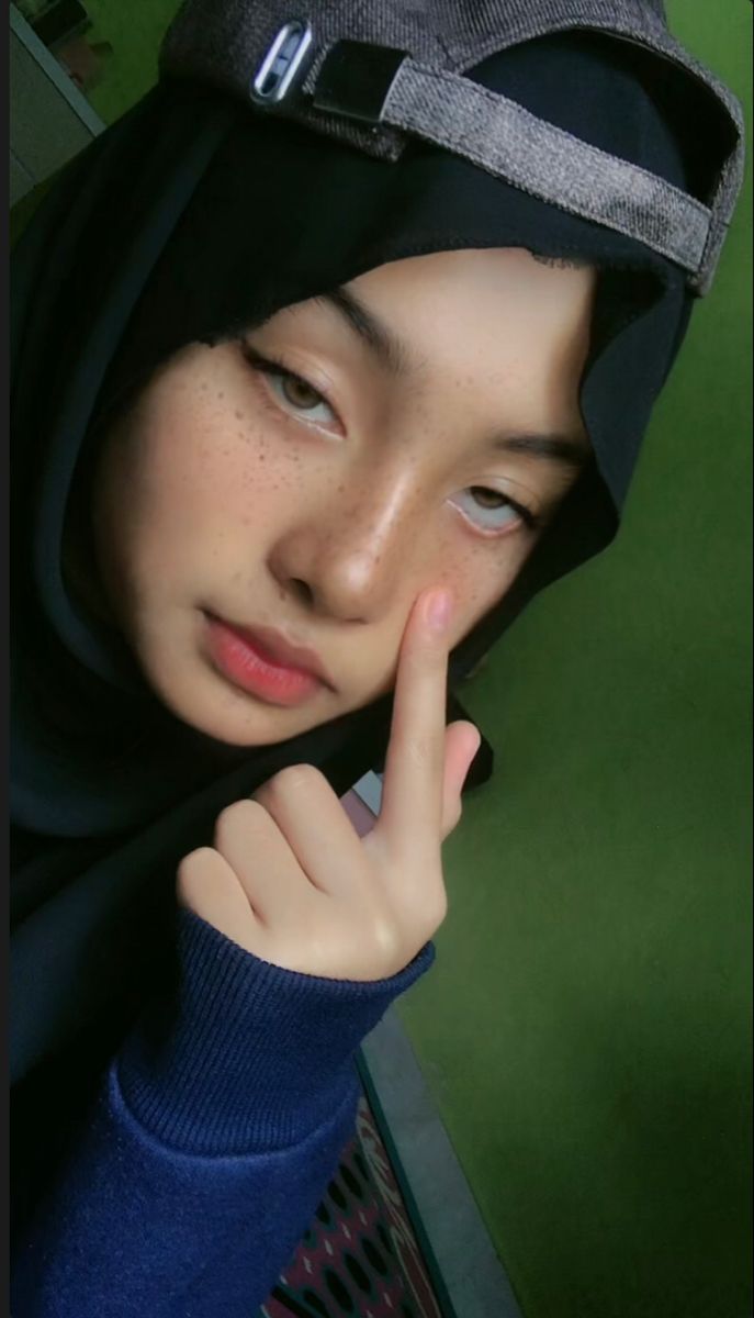 Pap cewe | Orang cantik, Wajah gadis, Fotografi potret diri