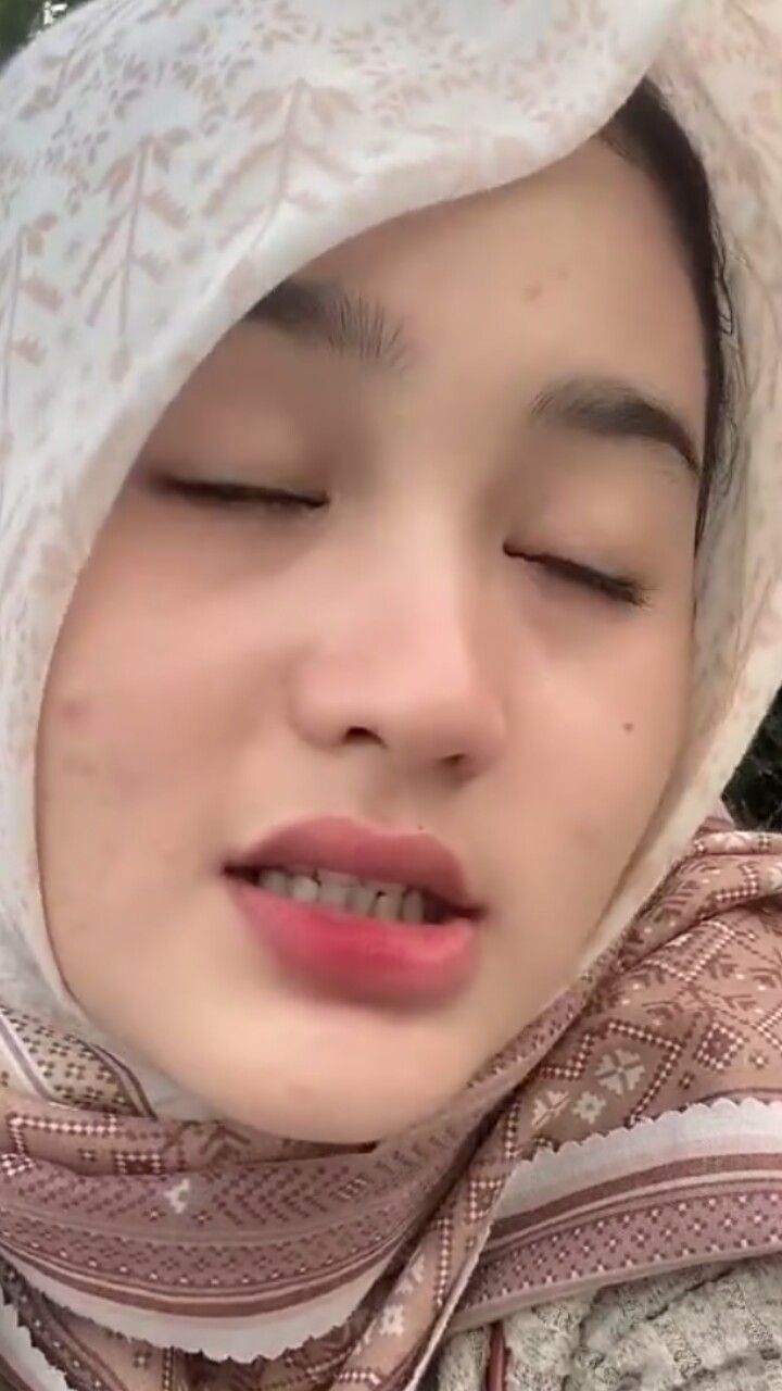 Pin by bacol on bacol pap hijab in 2024 | Beauty shirt, Beautiful hijab ...