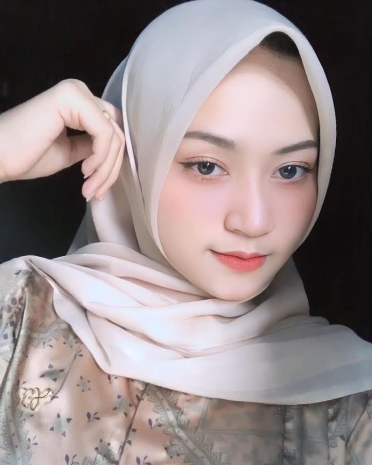 Pin oleh yanuar budiman di Hijab Melayu 2 | Kecantikan, Orang cantik ...