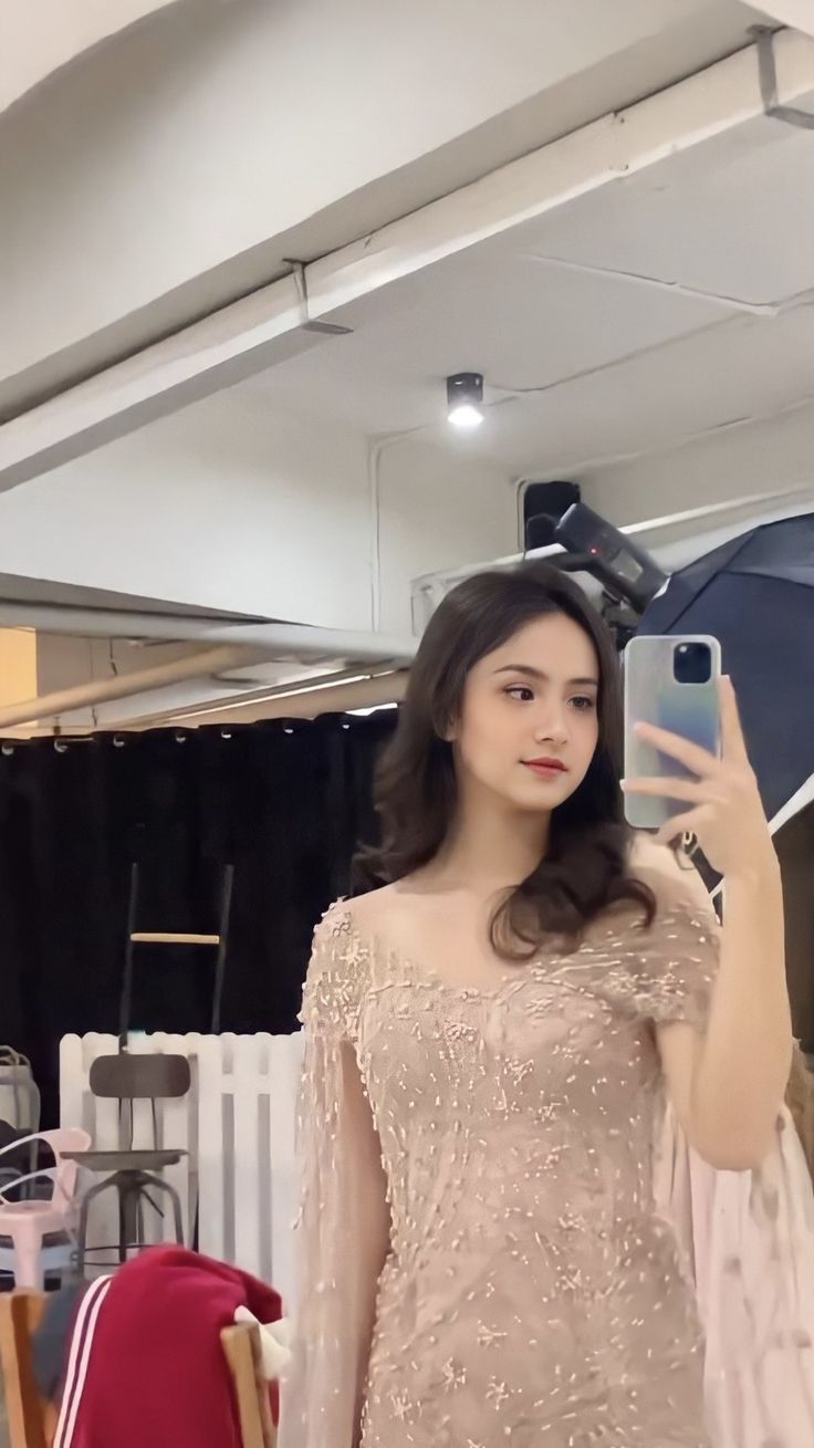 Cantik Bahan