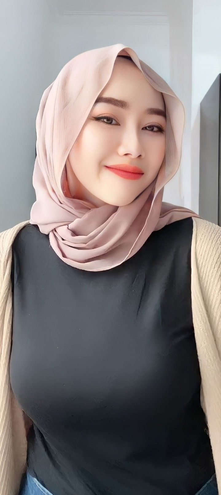 Muka wanita | Gaya musim panas, Gaya wanita, Jilbab hot