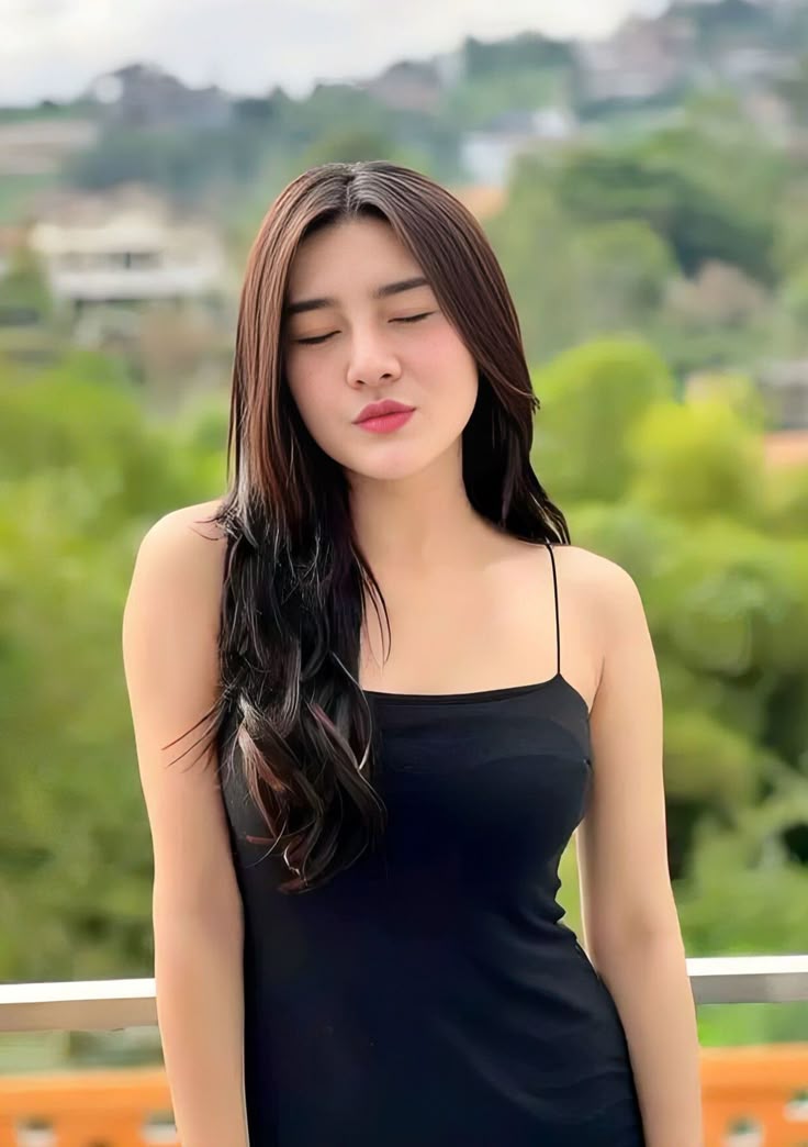 Cewek aesthetic | Cewe cantik, Foto cewe, Gadis cantik korea