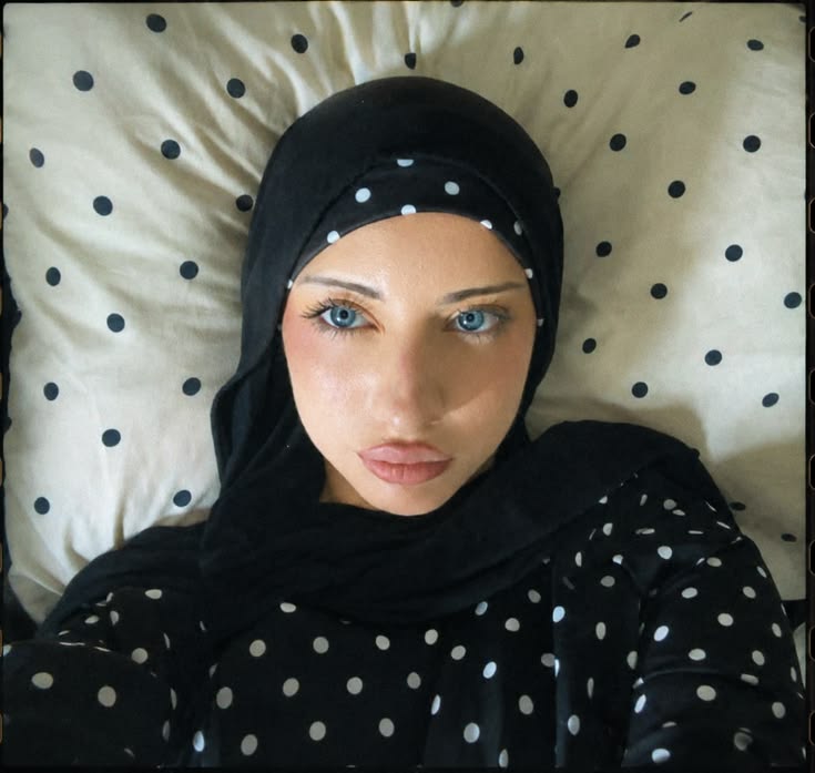 7 Gaya Hijab yang Sedang Tren di Kalangan Gen Z 2026, Simpel dan ...