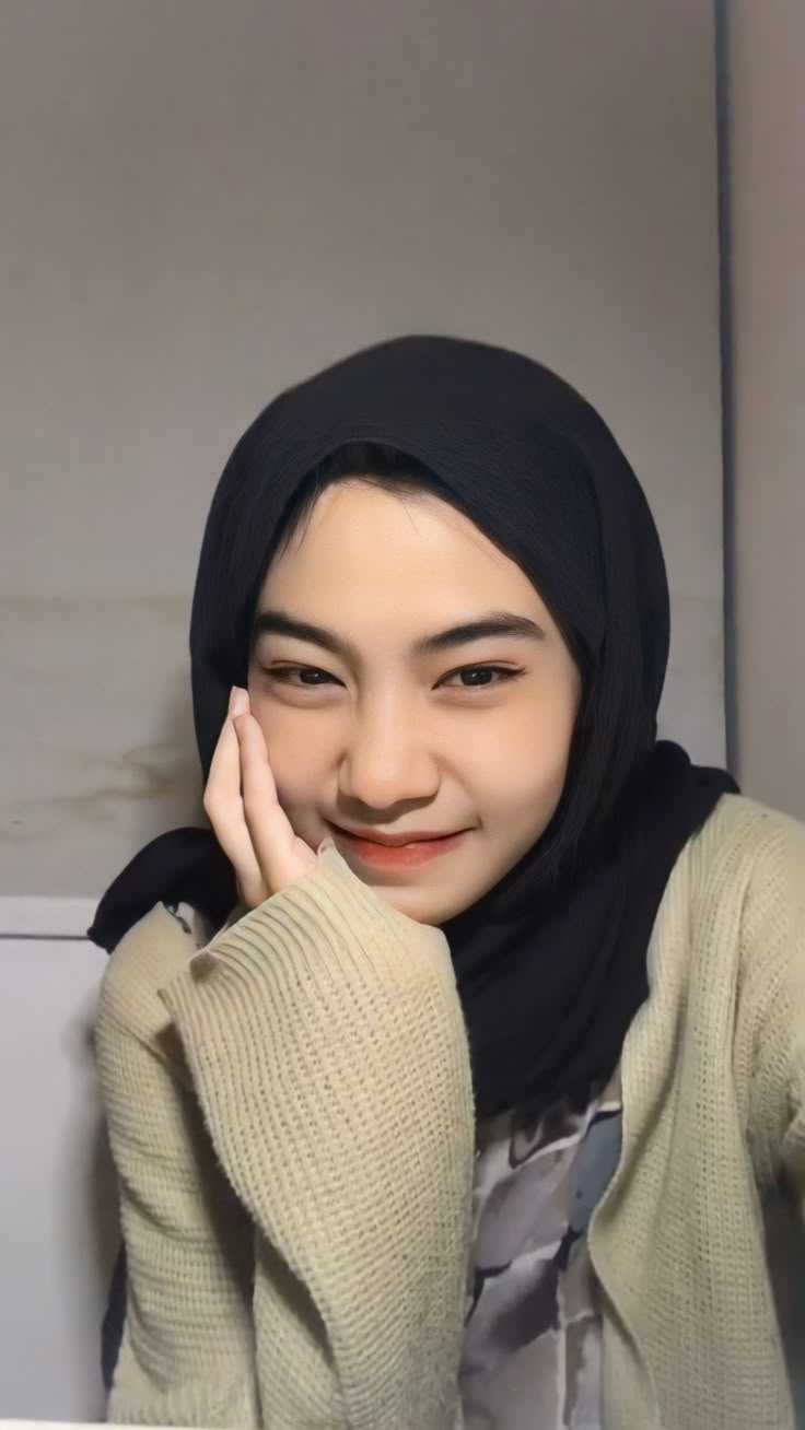 Foto bayi perempuan | Aksesori wanita, Gaya rambut cantik, Cewek cantik