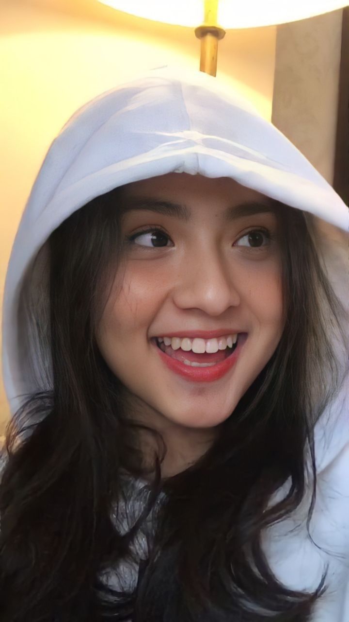 Cantik Bahan