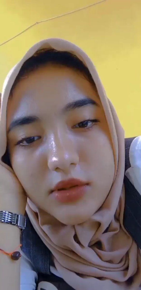 Bahan coli jilbab (@bacol_jilbabb) | Belo girl, Tudung bawal style, Kalibo