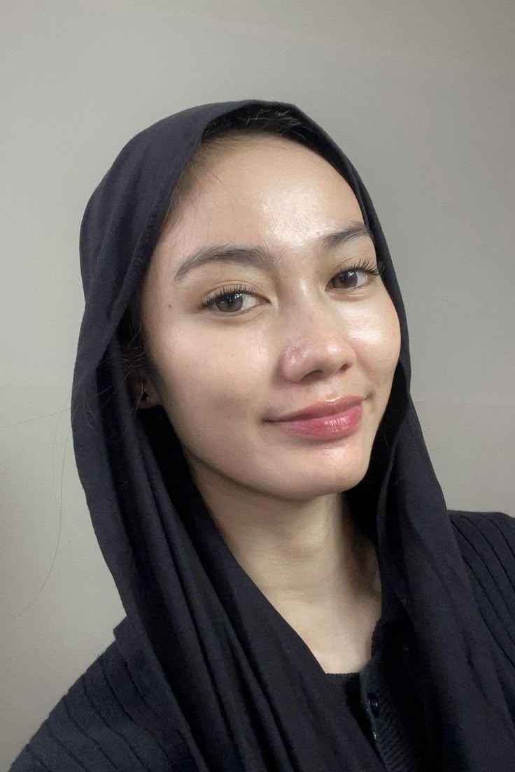 Pin oleh cukcuk di Beautiful hijab | Gaya hijab, Referensi wajah ...