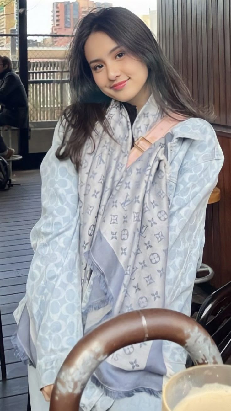 Cantik Bahan