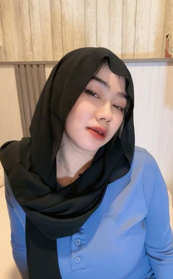 Asupan bahan crt | Bersepeda wanita, Gambar hamil, Orang cantik